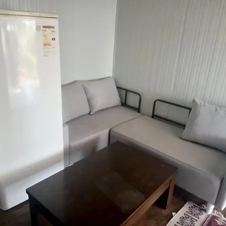 Hotel Karavan Kir Evi *